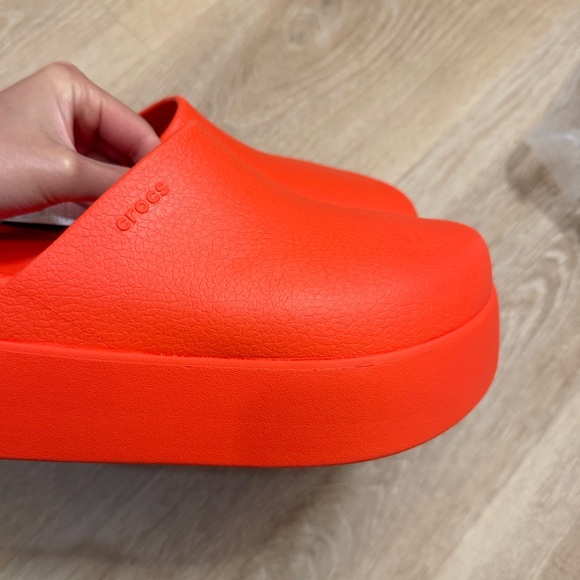 NWT Crocs Dylan Platform Clog, Mule Platform Shoes Starfish W8 - Picture 5 of 7